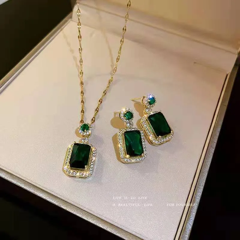 Exquisite Fashion Emerald Jewelry Set 3 Piece Set Perfume Bottle Necklace Earrings Ring Classic Banquet Wedding Birthday Gift jewelry sets,jewelry set
