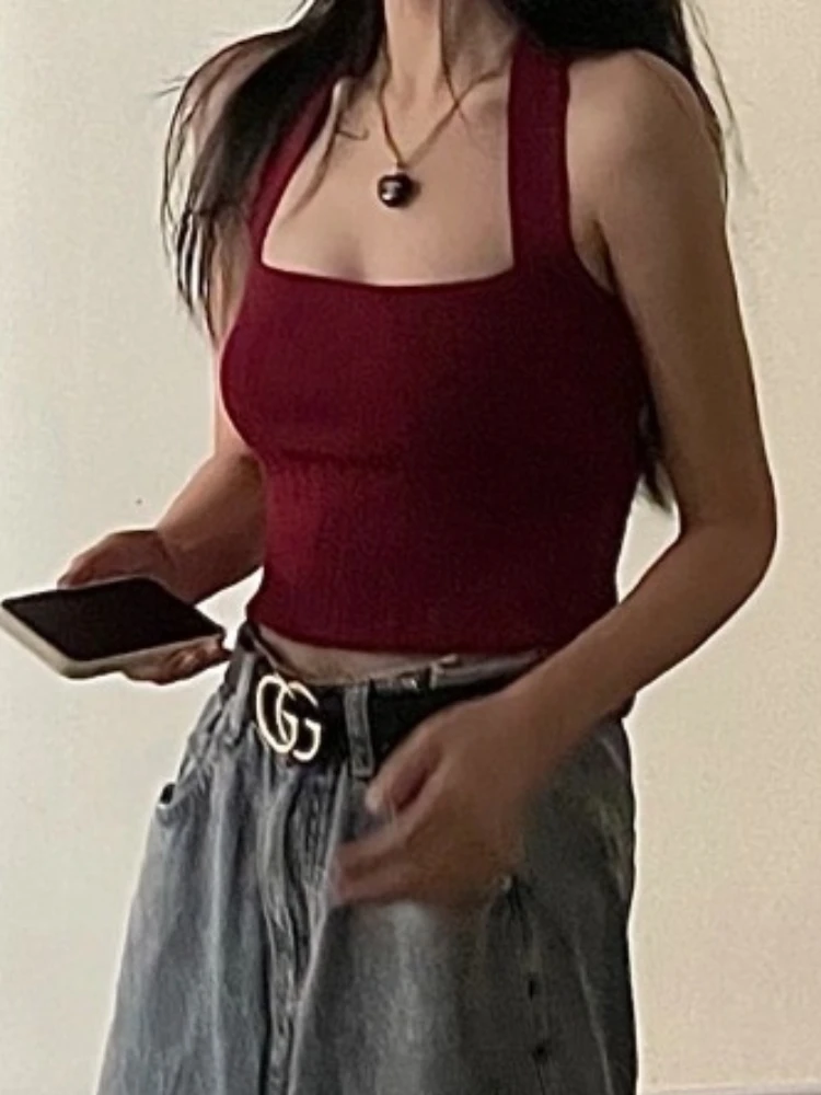 بلوزة قصيرة بورجوندي فاخرة