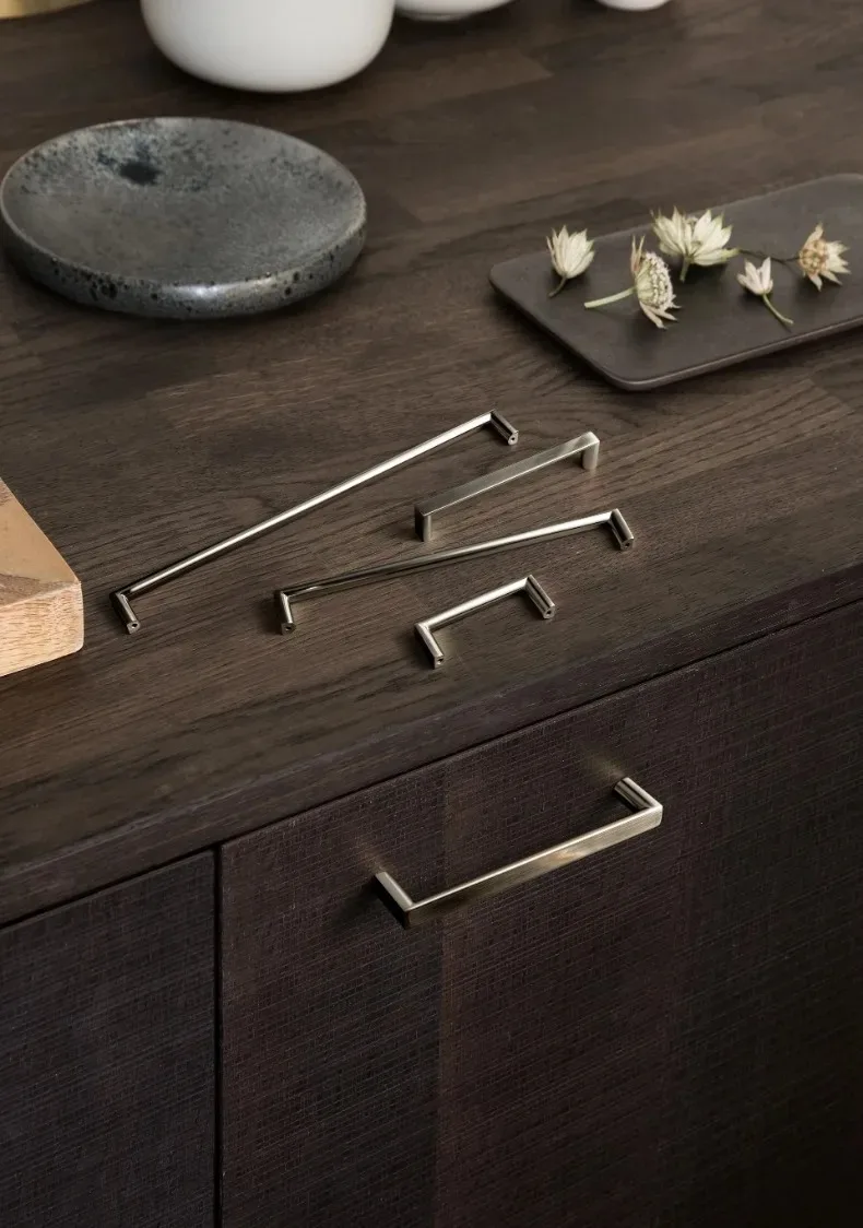 Goo-Ki Champagne Bronze Cabinet Pulls Black Cabinet Handles for Dresser,Wardrobe&Cupboard,Zinc Alloy Kitchen Cabinet Handles