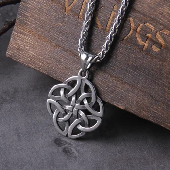 🔗 Celtic Knot Pendant Necklace – Stainless Steel Irish Wicca Amulet 1