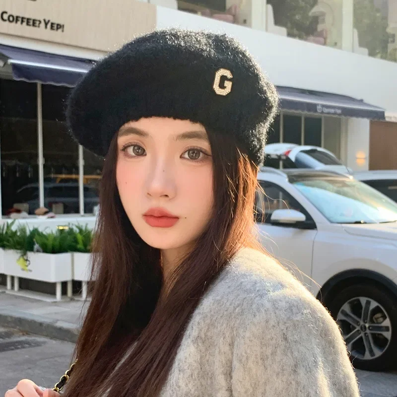 

2023 winter Korean version of the beret female fashion design of all the autumn and winter vintage painter hat knitted ha