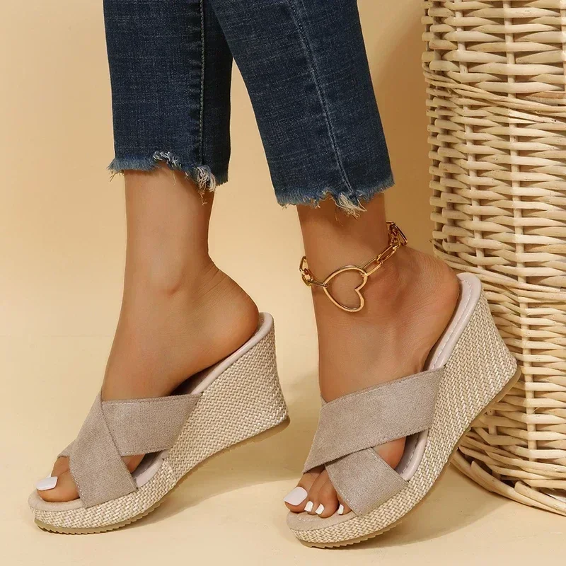 

Women's Slippers Ladies Casual Waterproof Platform Wedges Sandals Fashion Open Toe Rome Sandals Size 35-40 Female Beach Sandals