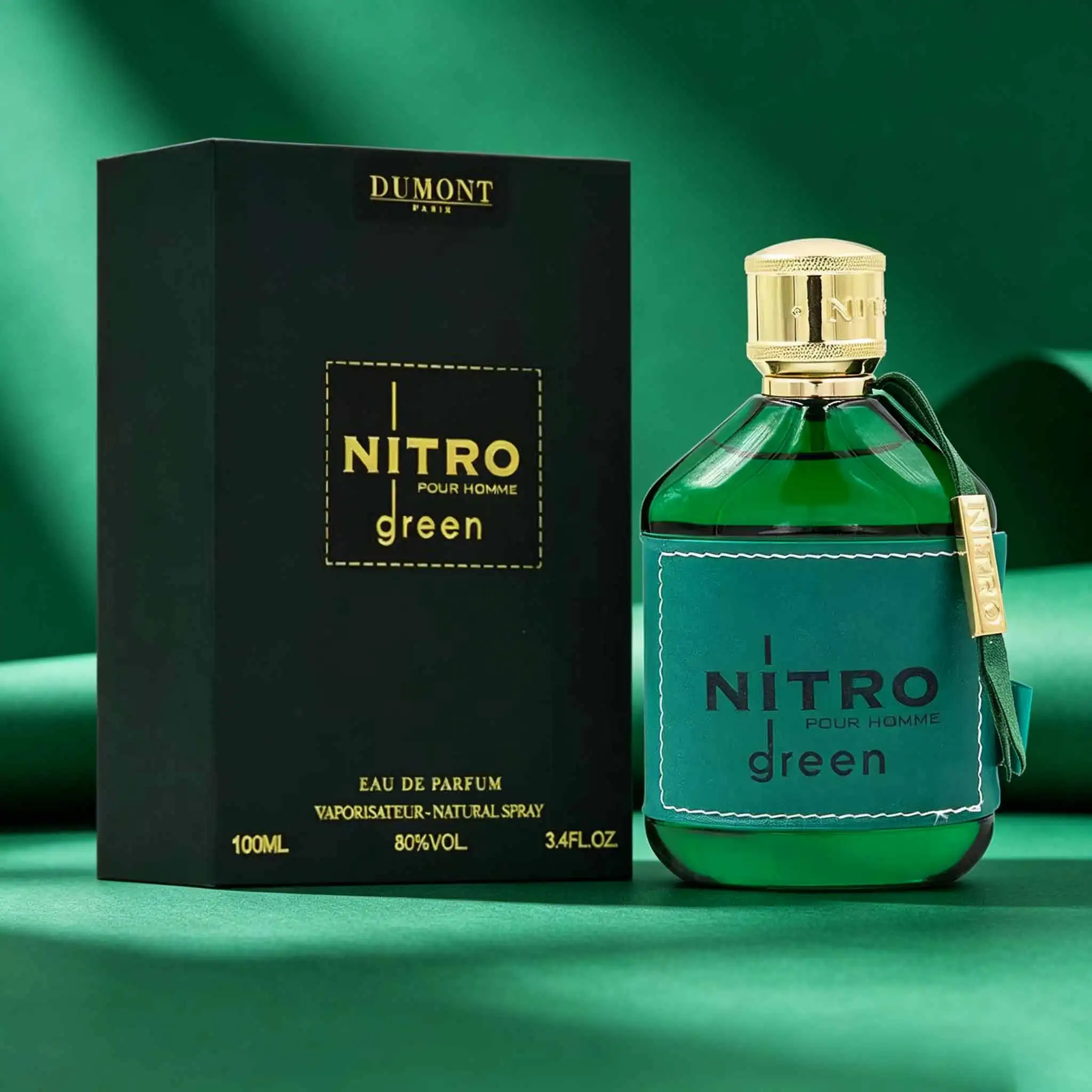 DUMONT NITRO GREEN men's perfume is a fresh wooden fragrance, with cedar, sandalwood and musk, calm and elegant, green and gold packaging, high class atmosphere, showing a gentleman's style. 4