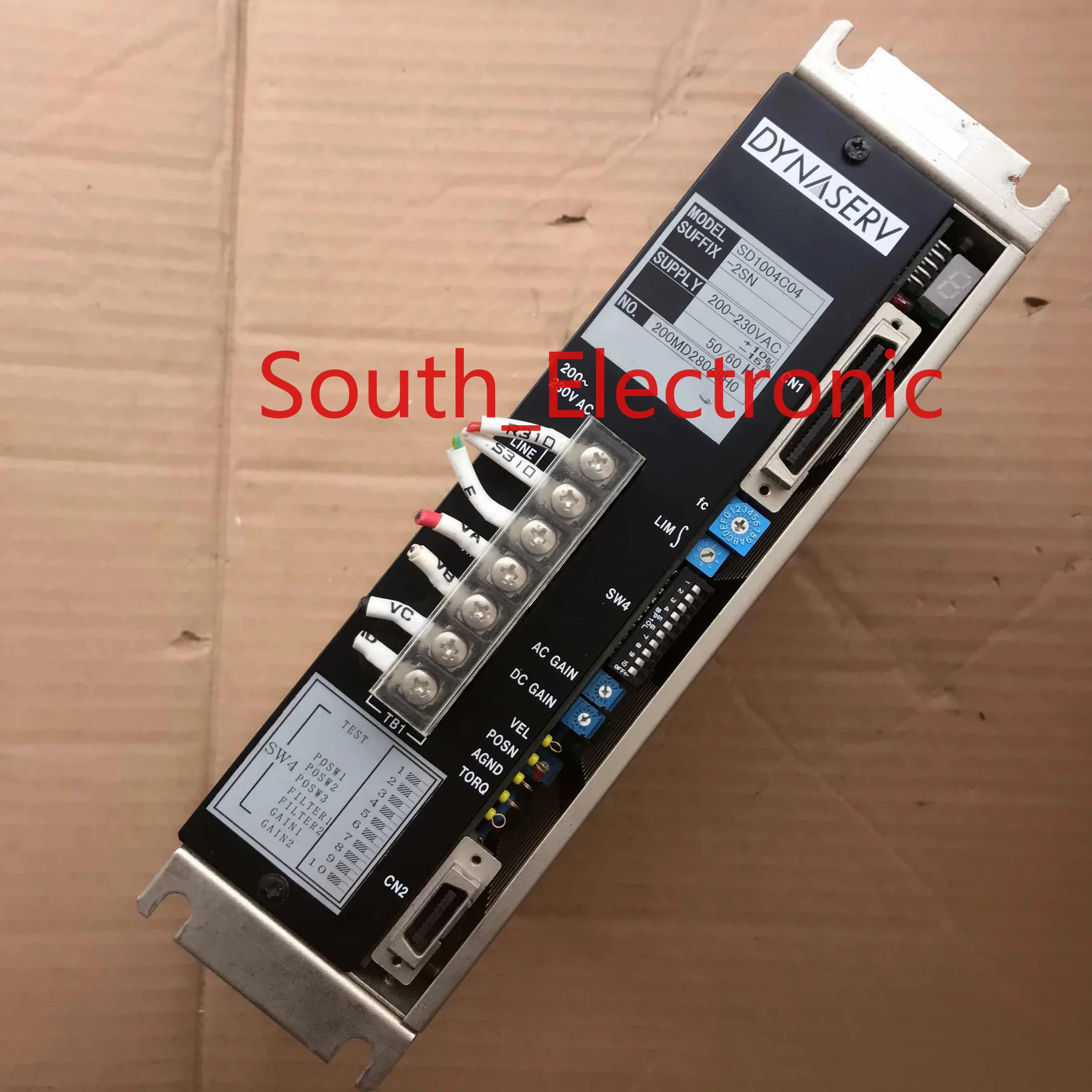 

SD1004C04-2SN servo driver , In good working condition, free shipping