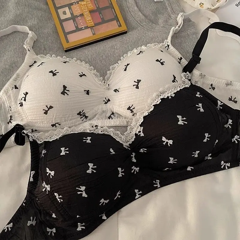 Sweet Bow Tie Underwear, Women's Small Bust, No Steel Ring, Lace Bubble, Japanese Style Anti-sagging, Thin and Breathable Bra 1