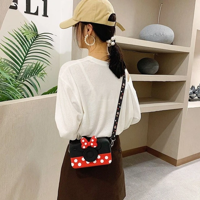 Coach 31349 28344 28393 Disney Crossbody Pouch in Signature Canvas With Minnie  Mouse Patches Women Sling Camera Bag #Twinkle jewelry #SalesMy_Only  #HolidayOffer #picoftheday #model #bhfyp #art #beauty #carouselldaily  #likeforlikes #smile #ootd #followme,