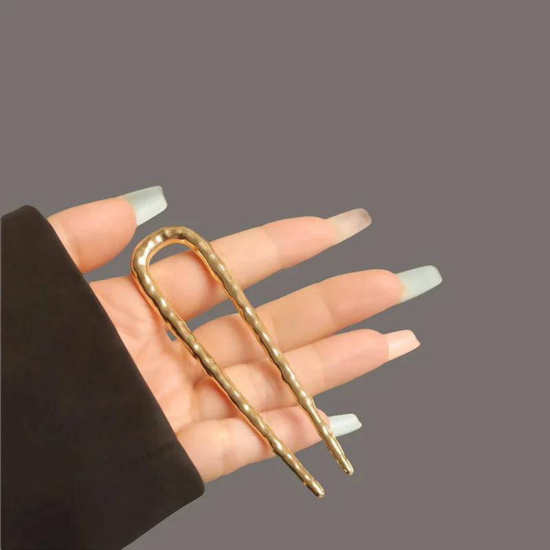 Elegant Metal Hair Fork With Hammered Finish For Hair Buns_voghion.com