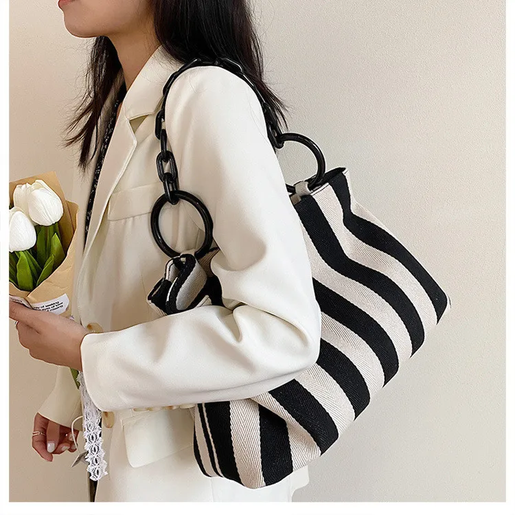 Women Handbag Thick Chain Shoulder Bags Female Shopping Bag Canvas