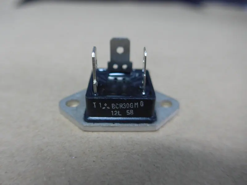 

BCR30GM