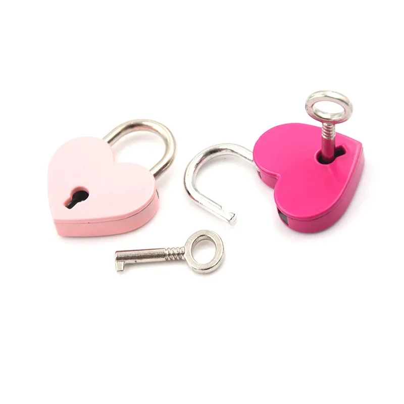 

Heart Shape Padlocks Vintage Old Antique Style Mini Padlocks With Key Lock for Travel Wedding Jewelry Box Diary Book Suitcase