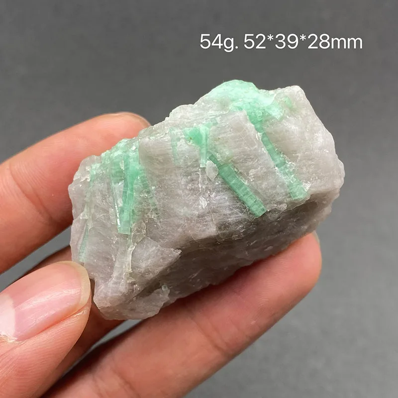 100% natural emerald primitive mineral specimen Healing Crystal gem collection
