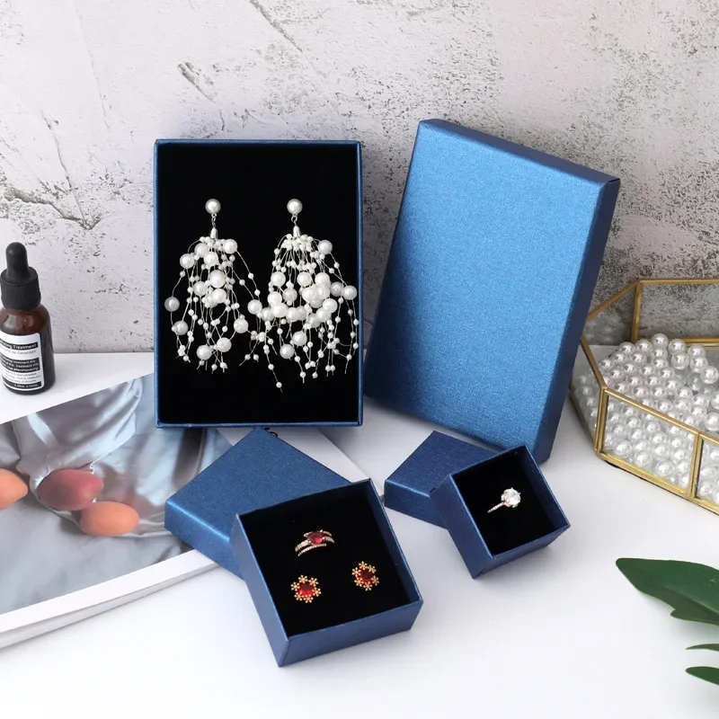 【bluebox@ジュエリー整理中✧︎*。】空箱セット Amazon.com: Hipiwe Antique Metal Jewelry Box Ring Earring