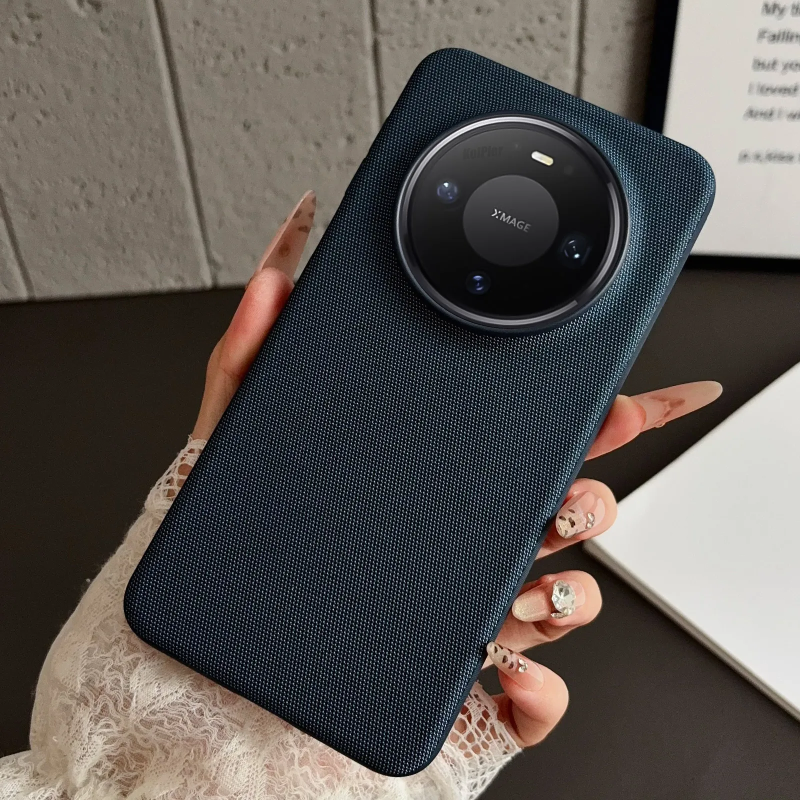 Premium Cloth Fabric Magnetic Wireless Charging Case with Metal Buttons and Anti‑Scratch Textured Back Cover