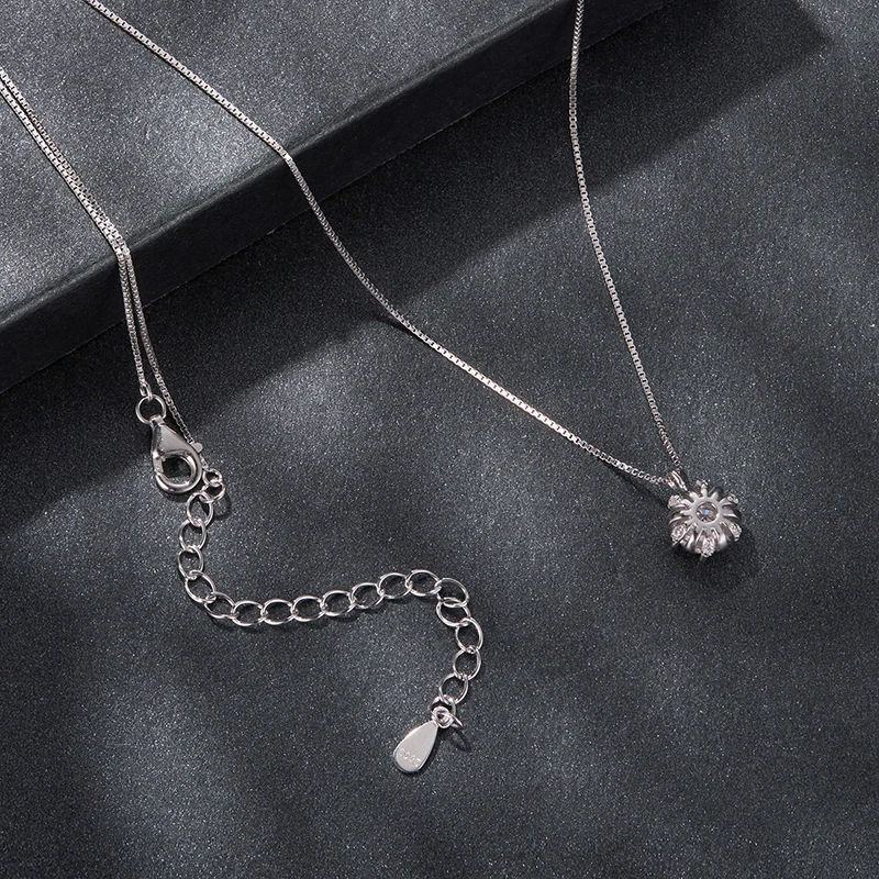 Bamoer U 0.5CT 꽃 모이사나이트 목걸이  독특한 꽃 봉오리 디자인 인증 목걸이 여성 고급 주얼리
