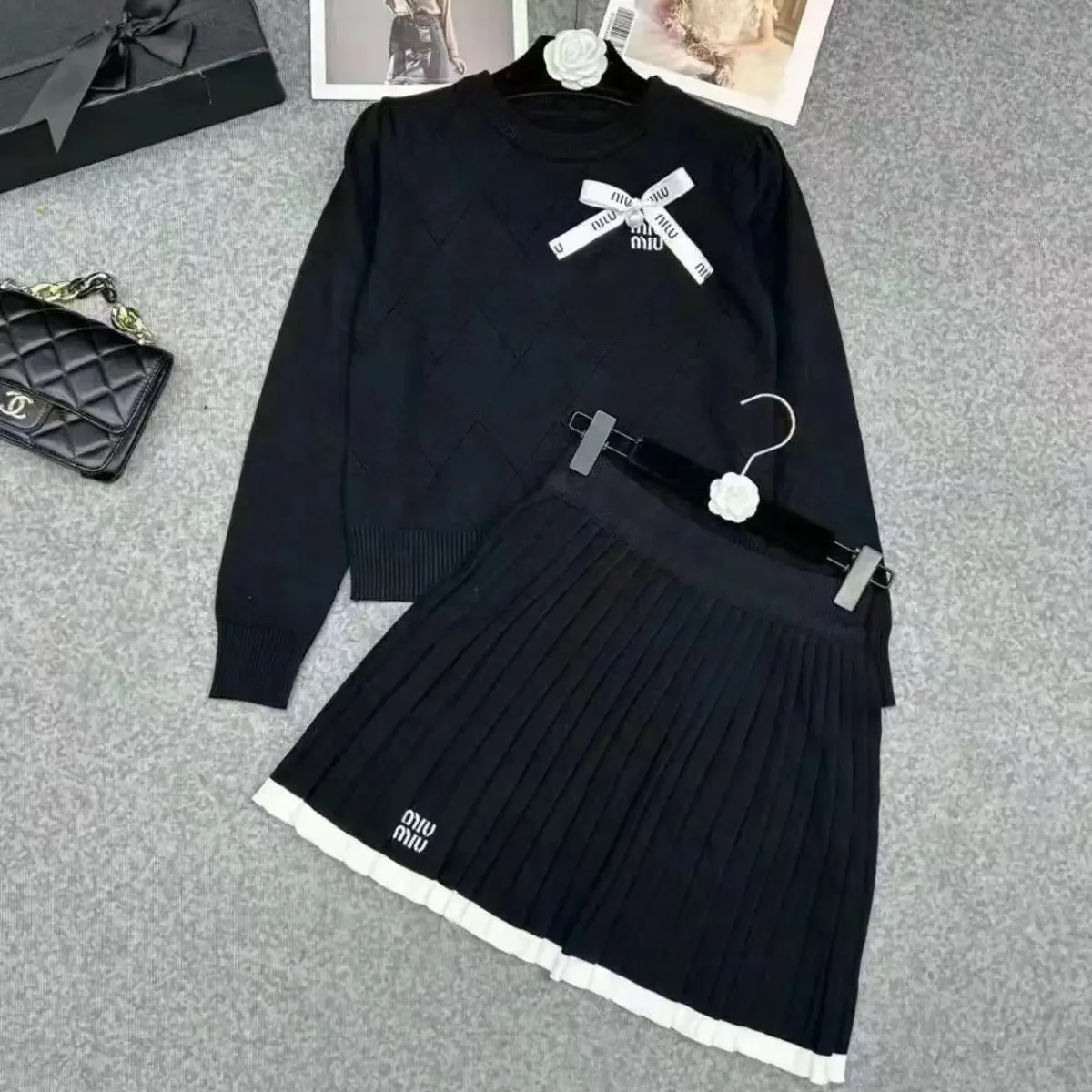 Women's Short Set Luxury Brand Golf Set Women's Golf Dress New Two Piece Korean Dress Knitwear