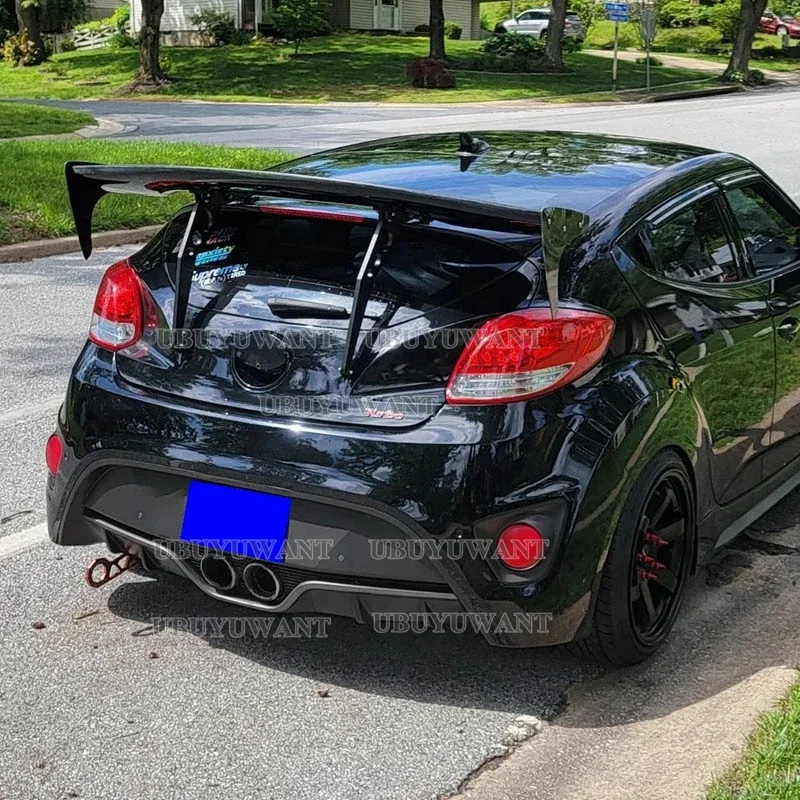 

Задний спойлер из углеродного волокна для Hyundai Veloster RSW