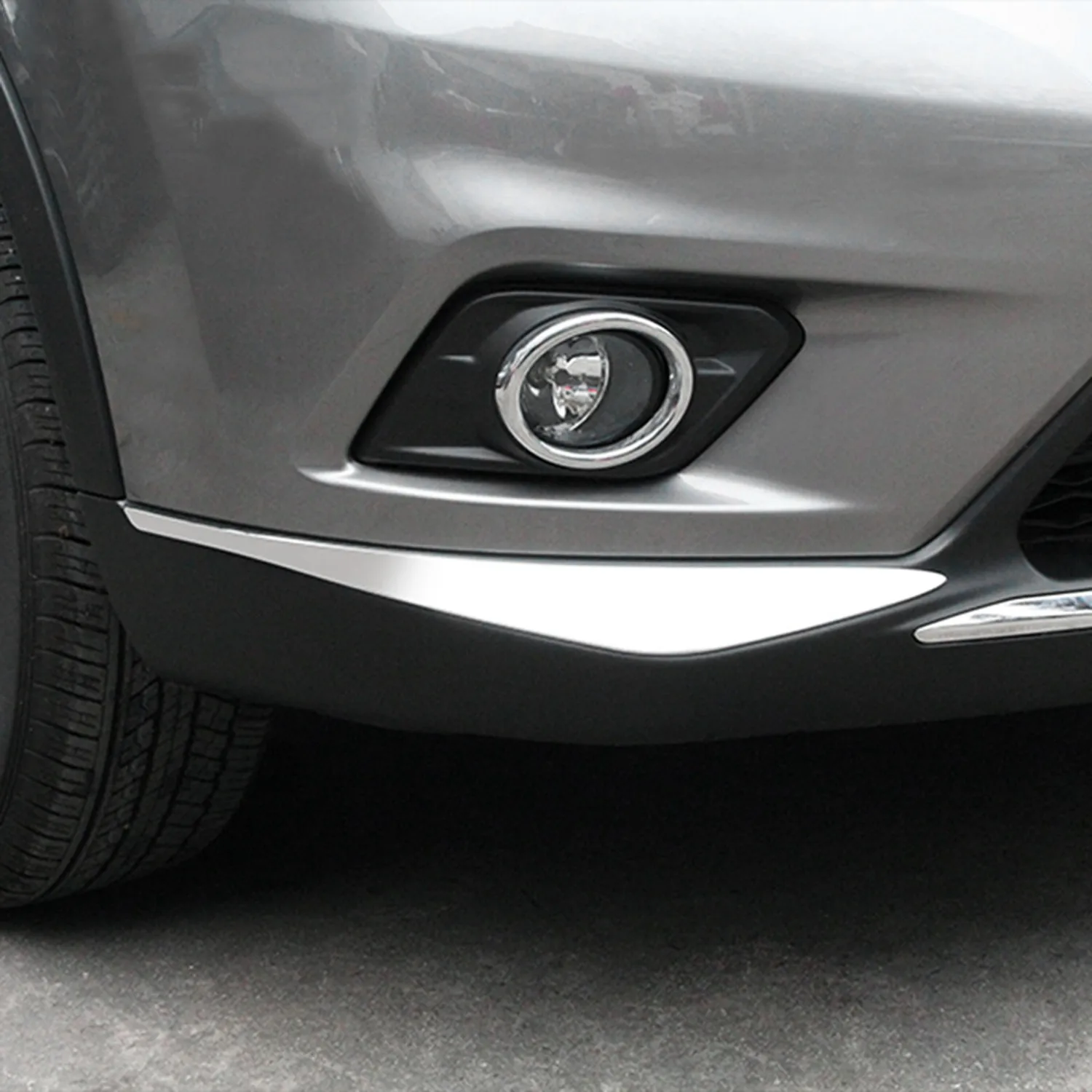 

Car Front Bumper Side Corner Protector Cover Trim for X Trail T32 Rogue 2014 2015 2016 Car Accessories