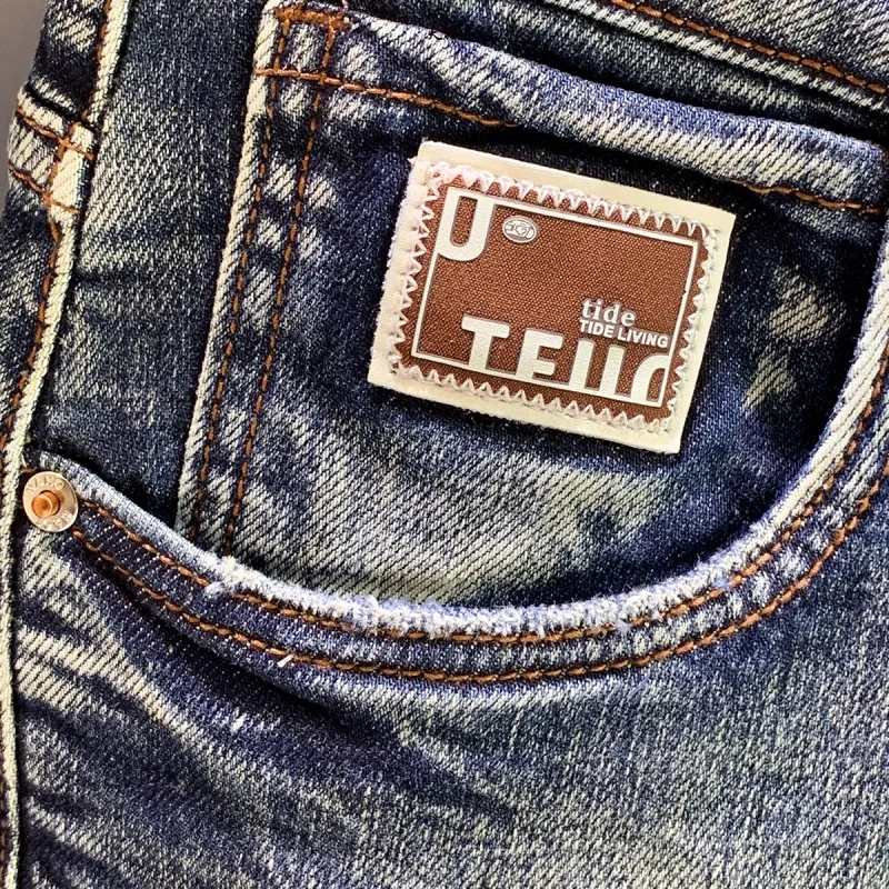 Рисунок 3 - Джинсы мужские варенные в стиле ретро