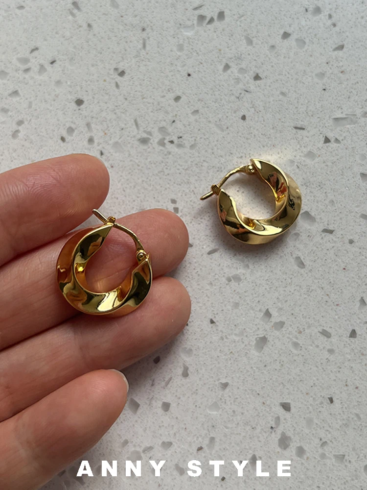 

LONDANY earrings Europe and the United States minimalist geometric earrings fashion simple circle smooth earrings