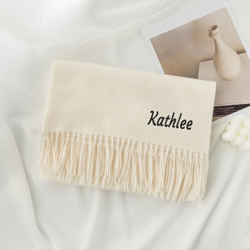 

New Personalized Name Scarf Women's Birthday Gift Autumn and Winter Solid Color Warm Tassel Shawl Custom Embroidered Name Scarf