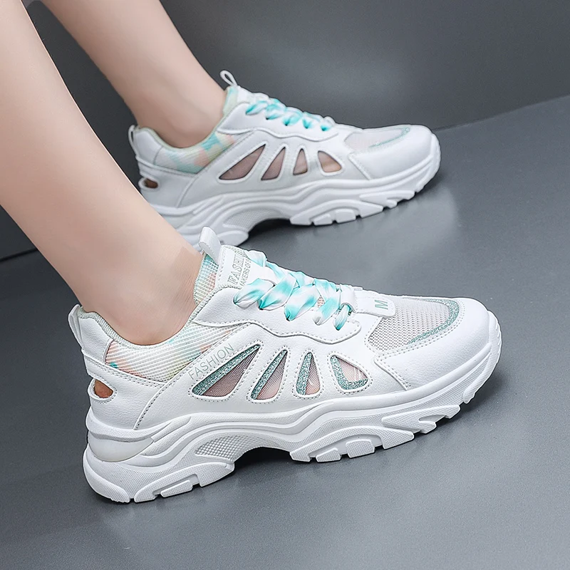 

Fujeak Breathable Trainers for Womens Comfortable Non-slip Casual Sneakers Plus Size Light Footwear Trendy Fashion Running Shoes