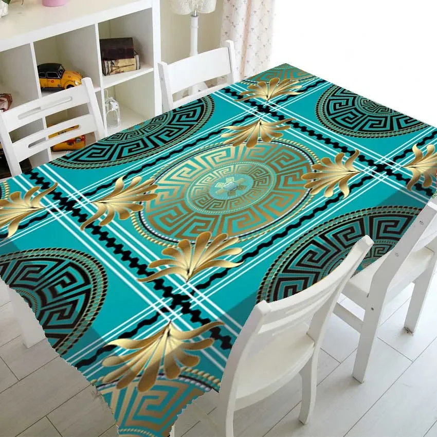 Nappe grecque turquoise et dorée à médaillon central