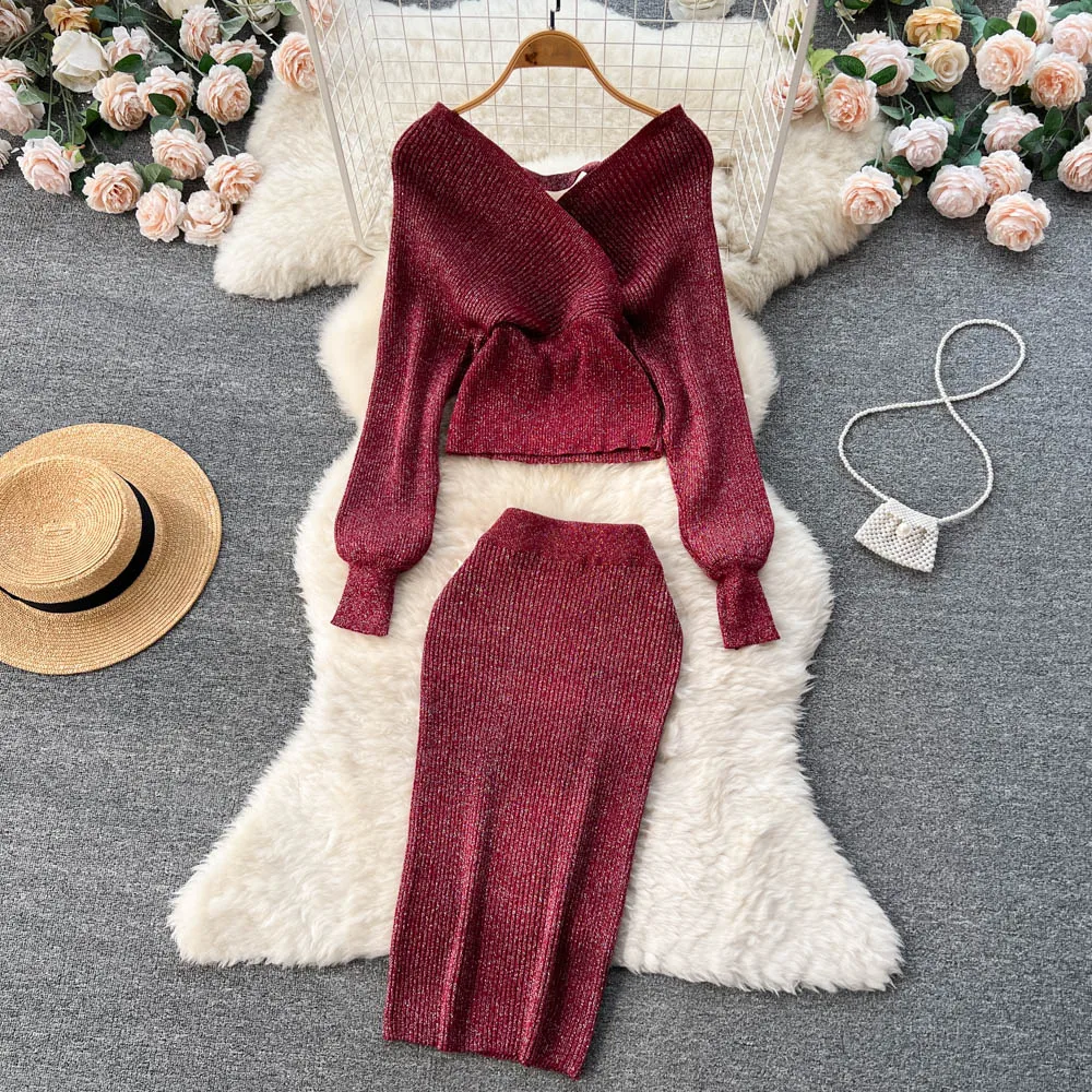 

Autumn Winter New Pit Striped Suit Female Korean Version V-neck Long Sleeve Waist Knit Sweater + Wrap Hip Skirt Two Pieces