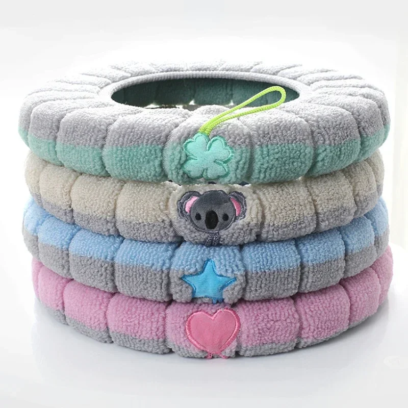 겨울용 변기 시트 쿠션 욕실 변기 시트 쿠션 손잡이가 있는 두꺼운 부드러운 와셔 변기 시트 단열 액세서리