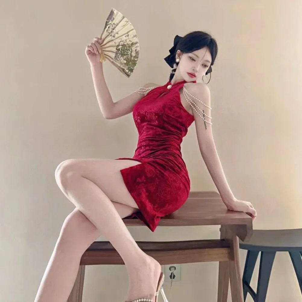 New Hollow Out Modern Qipao Improved Chinese Dress Women Sexy Split Cheongsams Mandarin Collar Pearl Off Shoulder Cheongsam 2024