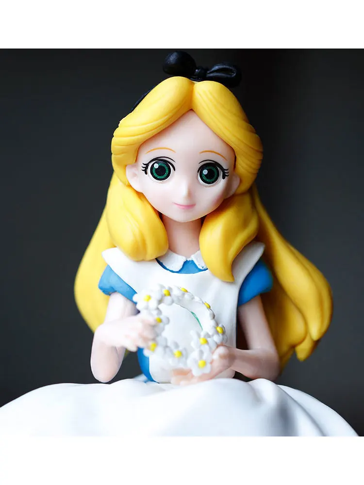 14 cm Principessa Alice nel Paese delle Meraviglie Sit Sown con