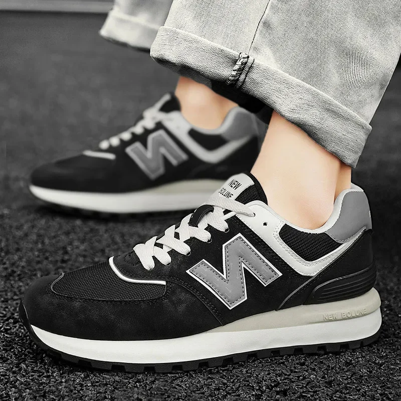 Men's Four Seasons Sports Running Shoes Men Breathable Board Shoes Fashion Mesh Outdoor High Quality Classic Sneakers