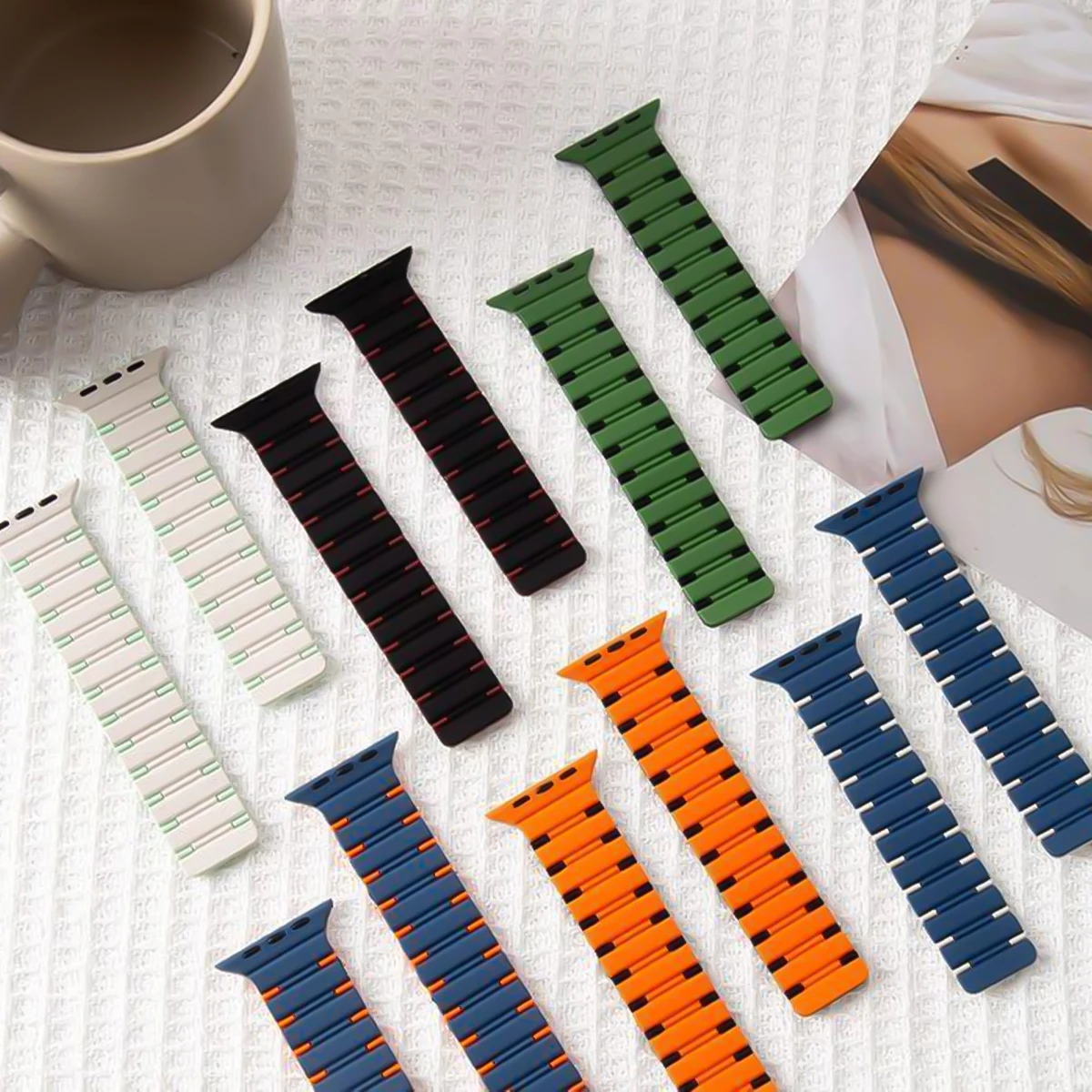 Dual-Color Magnetic Silicone Strap