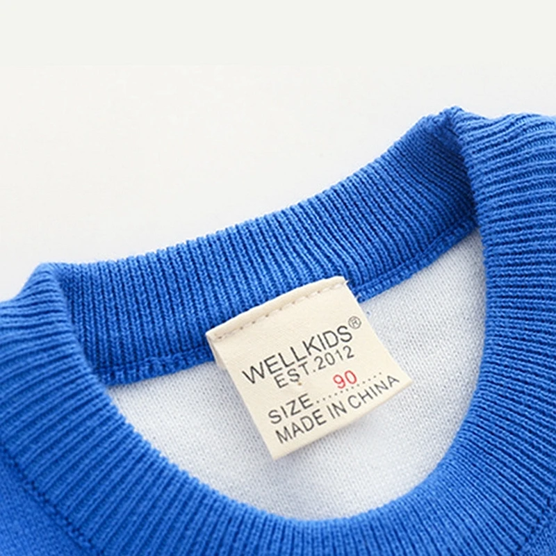 Strikket børnegenser til drenge med dyreprint til efteråret_voghion.com