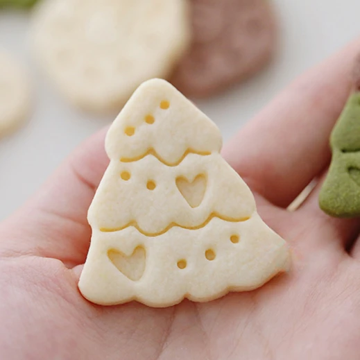 Mini Cute Christmas Themed Biscuit Stamp Mold Cartoon Gift Star Tree Santa Cookie Embosser Cutter Gift DIY Baking Biscuit Mould 6