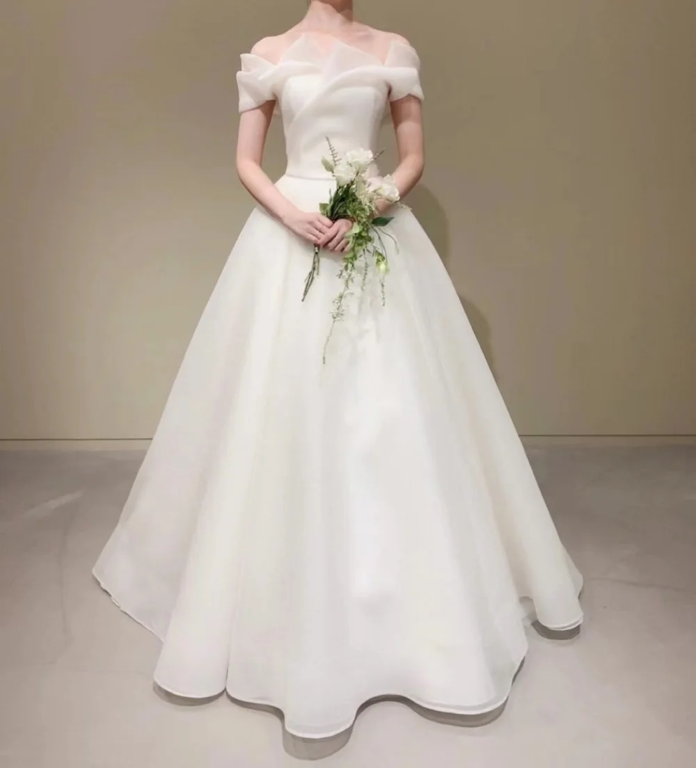 

Korean Style 2024 Wedding Dress Off-Shoulder Floor Length Short Sleeves Strapless 웨딩드레스 A-Line Backless vestidos de novia