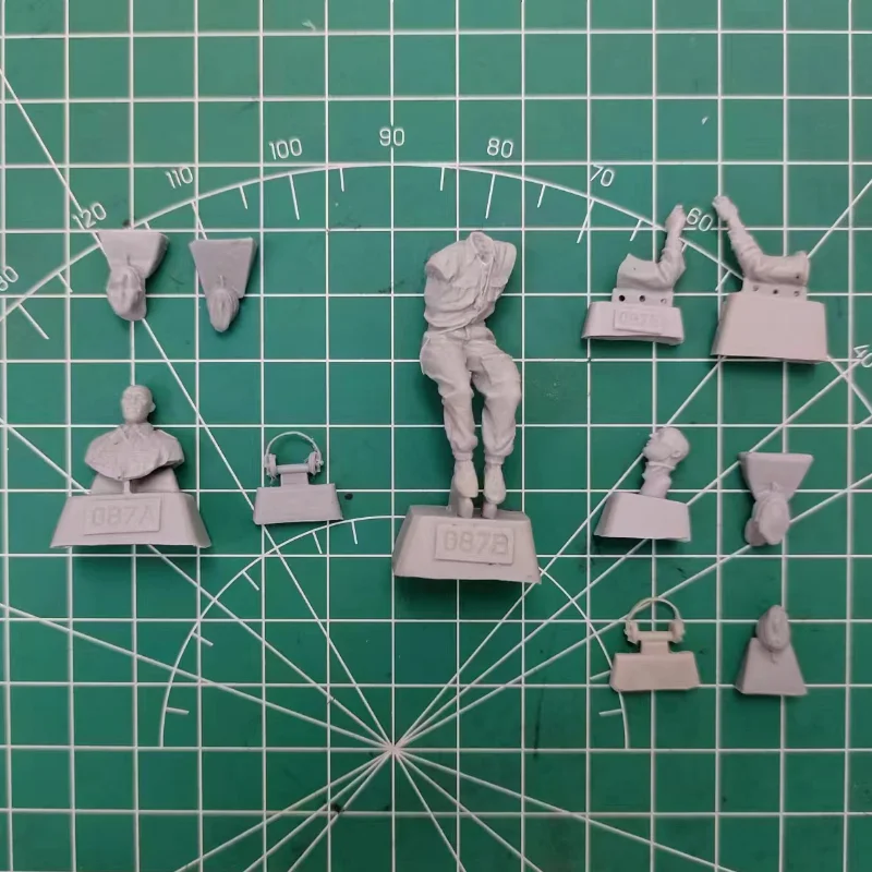 1/35 수지 그림 모델 키트 역사 군사 탱크 장교 및 드라이버 소형 취미 장난감 조립되지 않은 도색되지 않은 무료 배송