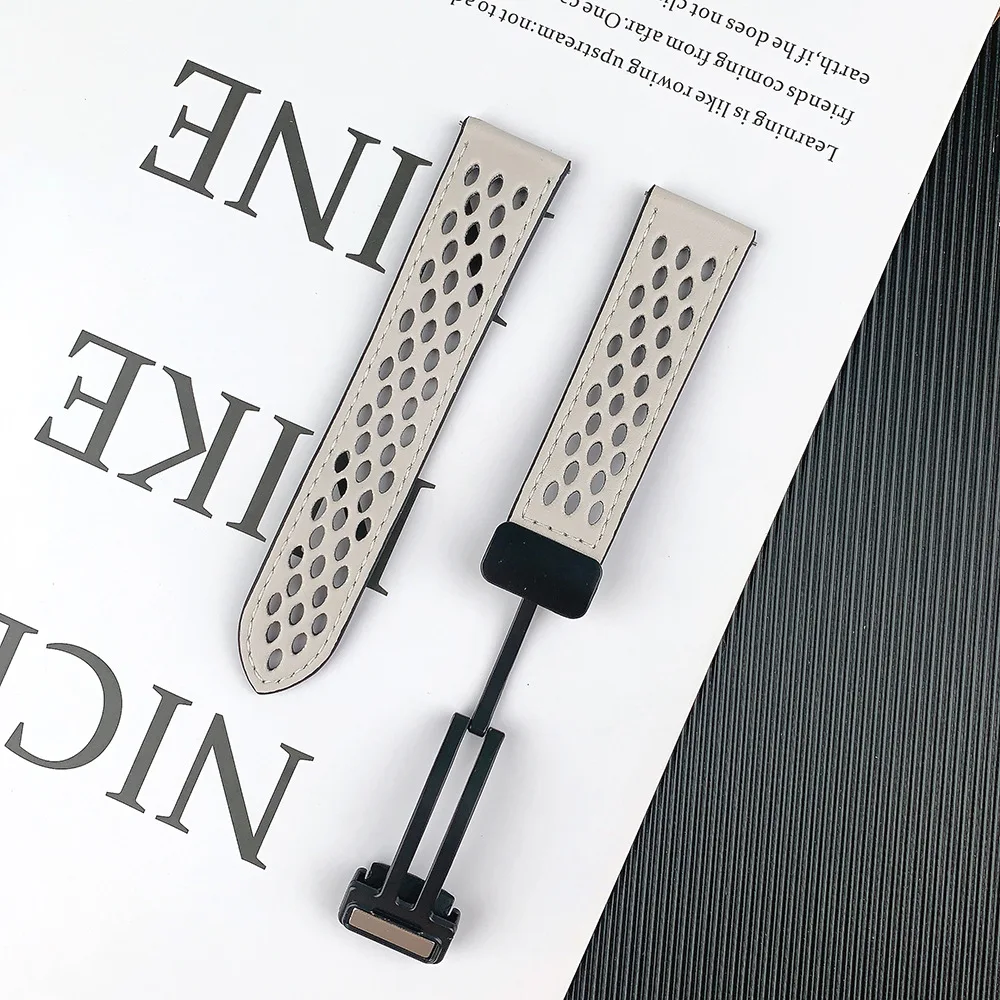 Magnetic Silicone-Leather Smartwatch Strap Bracelet, 22mm/20mm