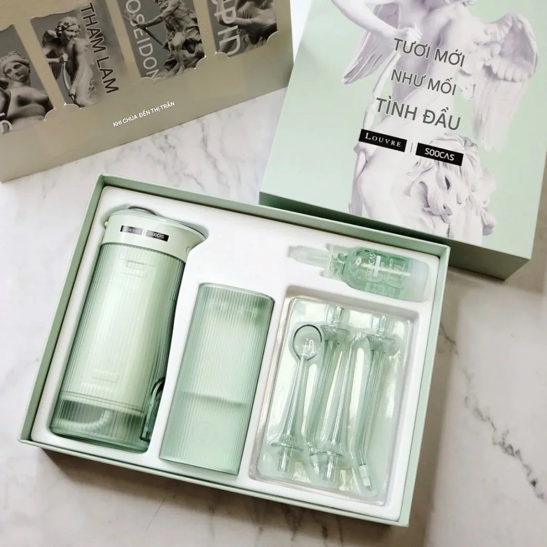 충전식 탈착형 물탱크가 있는 Soocas W1 휴대용 구강세정기, 어린이, 가정용 및 교정용으로 적합