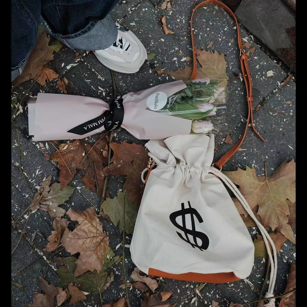 Unisex Canvas tote bag Causual Crossbody Money Symbol Concise High-capacity Whte Bucket Bags For Traveling Gym Daily Commute