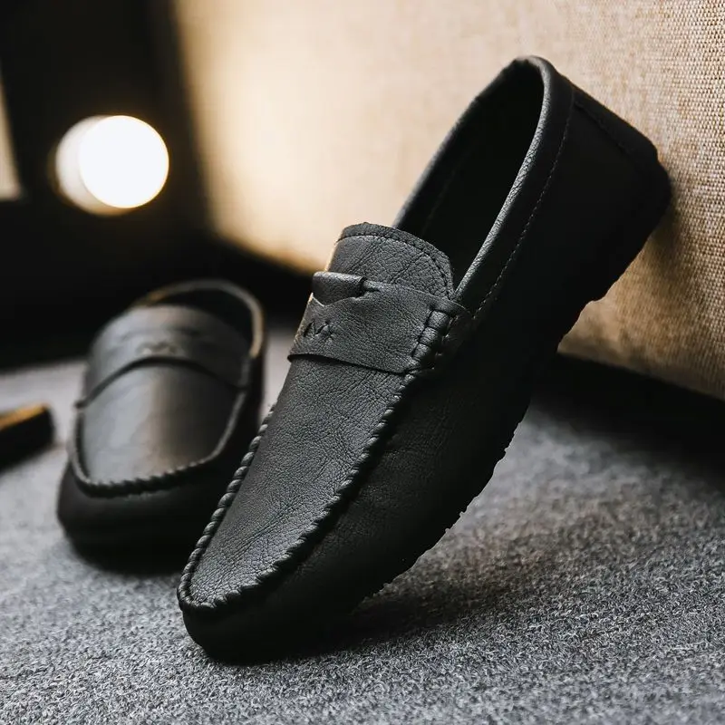 D803 Black Shoes