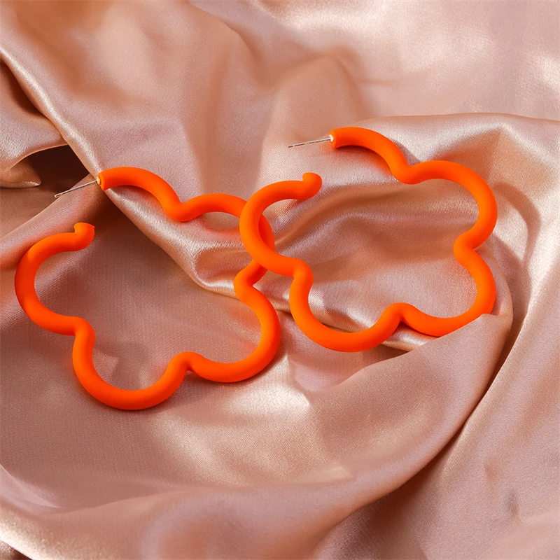 Modische Acryl-Ohrringe in Bonbonfarben mit Hohlblumen-Design für Damen und Mädchen, Party- und Urlaubsschmuck-Accessoires – Detail 8