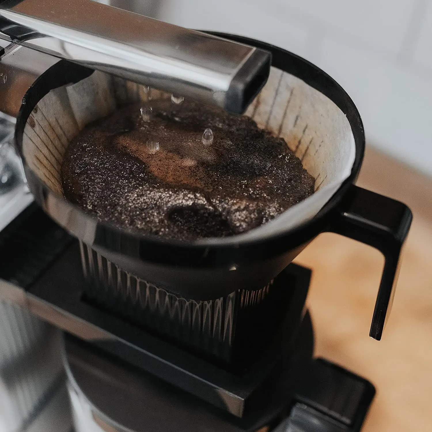 53925 KBGV Select 10-Cup Coffee Maker, Pistachio Green, 40 ounce, 10-Cup, 1.25L 6
