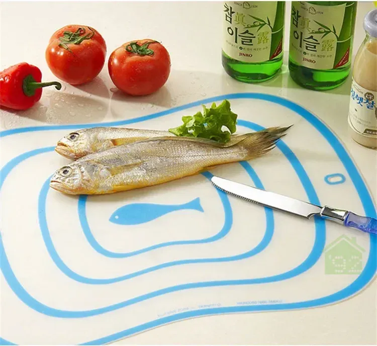 Household Transparent Vegetable Cutting and Rolling Surface Non-Slip Large Creative Plastic Cutting Board קרש חיתוך למטבח도마걸이거치대