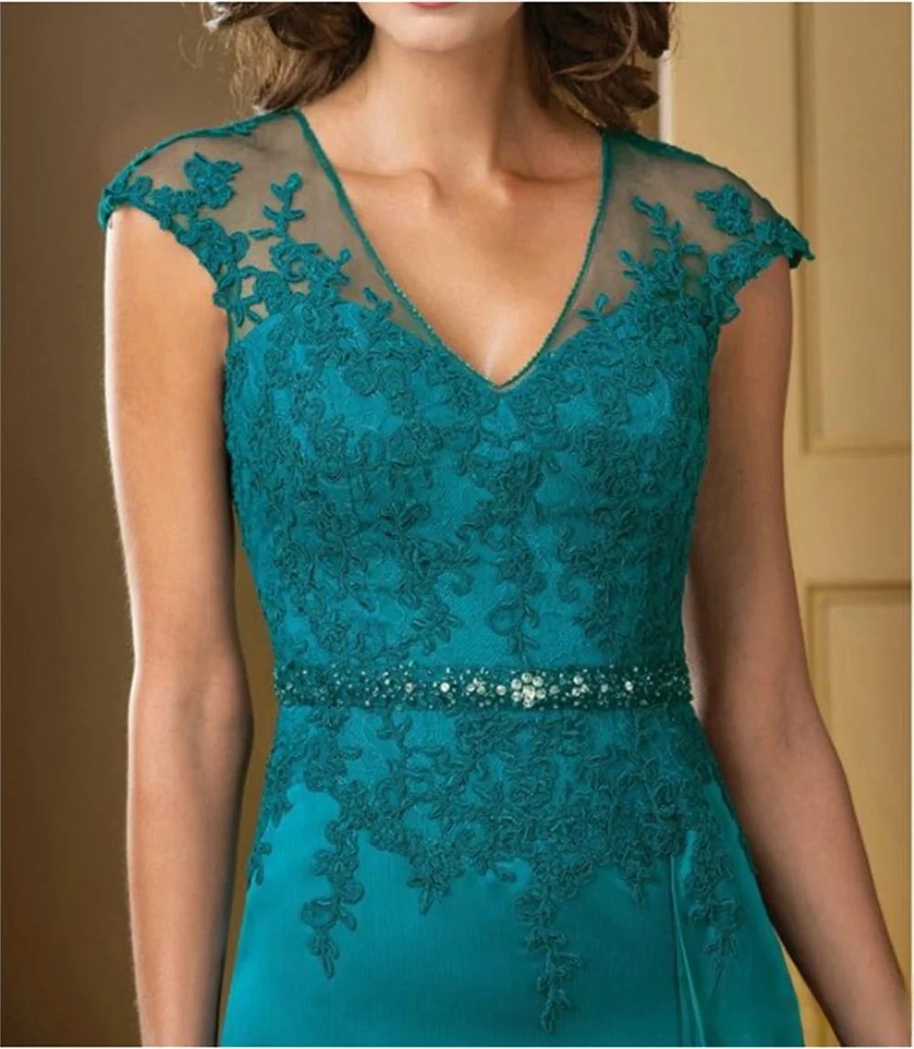 Mother Bride Dresses A-Line Lace Floor-Length Plus Sizes Turquoise Appliques Chiffon Short Sleeve Ruffles Belt