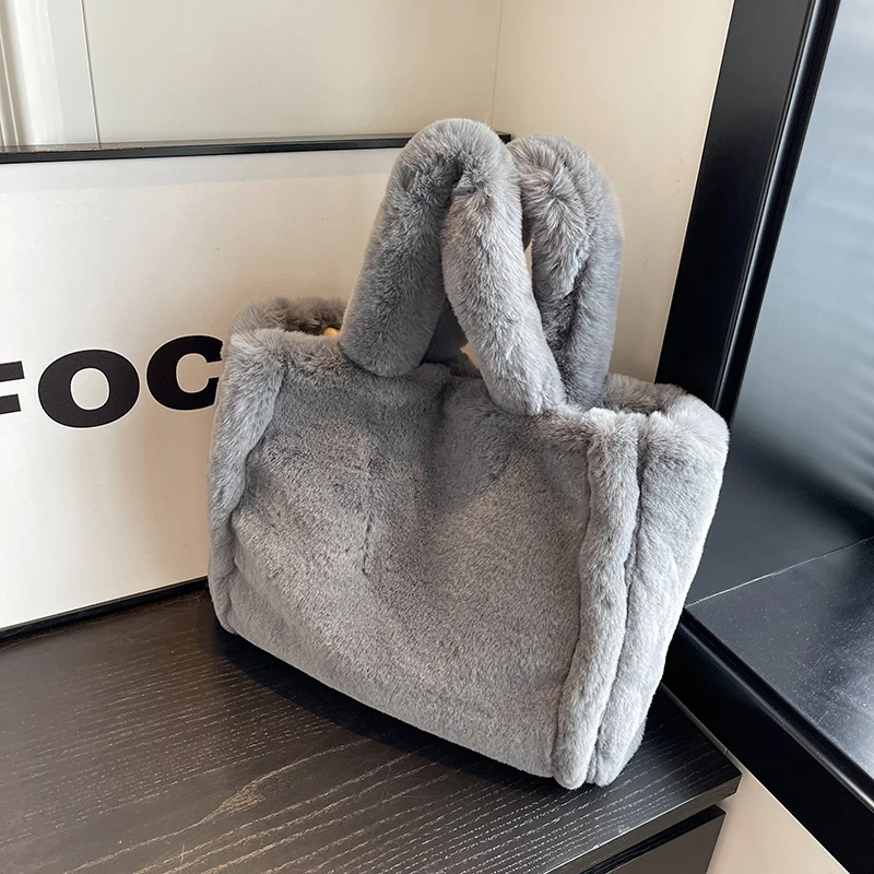 

2023 Winter Plush Women's Bag Cute Soft Faux Fur Large capacity Tote Fashion Trend Handbags Shoulder Crossbody Bags Purse