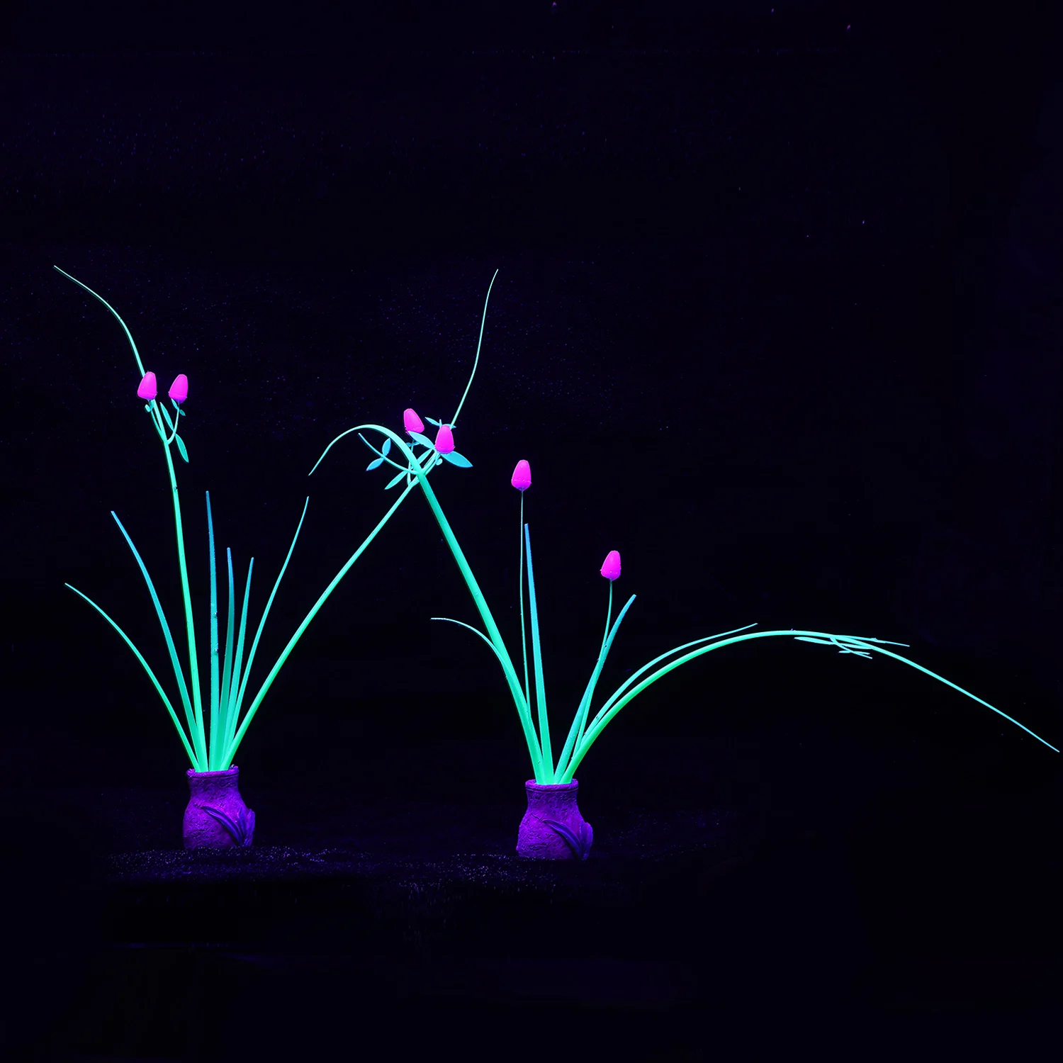 Glow in Dark Coral Orchid Flower Fluorescent Silicone Aquarium Decor Fish Tank Ornament for Freshwater & Saltwater