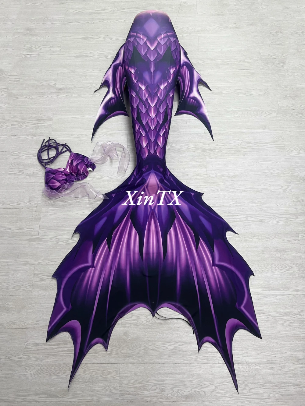 Tail and bra