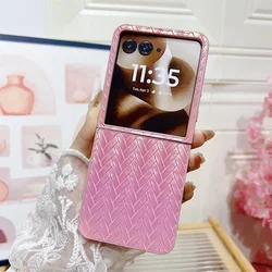 Gradient Woven Pattern Hard Shell Phone Case - Protective Back Cover - Motorola Razr 70 (Pink)
