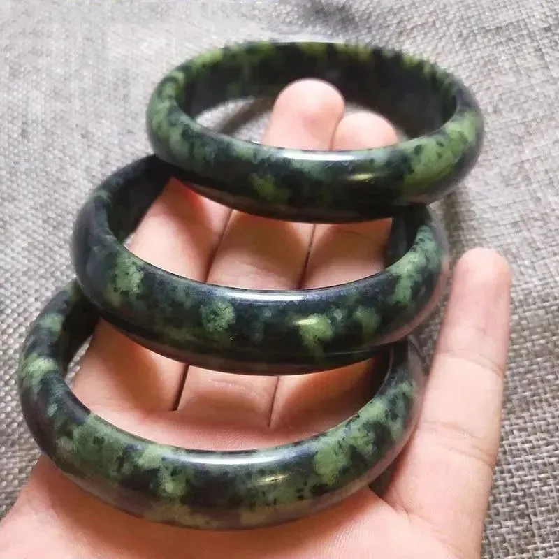 

Tibetan Natural Tibetan Jade Medicine Wang Shiyu Bracelet Health Care Tibetan Meteorite Bracelet Natural Color Random Delivery