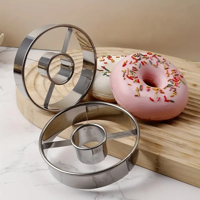 Fluted Round Cookie Biscuit Cutter Set 12 Scalloped Circle Pastry Donut  Doughnut Cutter Set Serrated Round Cookie Cutter - AliExpress